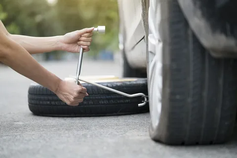 Tire Change Services Lake Bluff, IL | Fast & Reliable